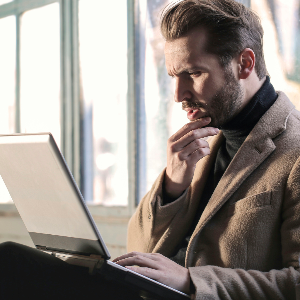 The Difference Between Shapewear and a Girdle